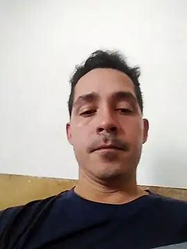 Chatroom XXX en direct de Gabriel_leon33