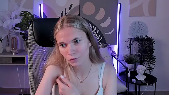effyfetcher Adlı Modelin Canlı XXX Sohbeti
