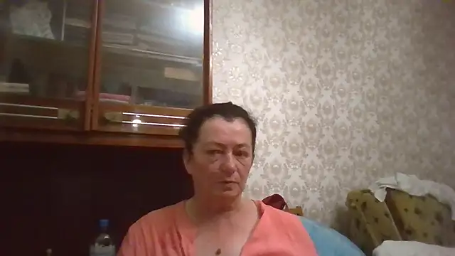 Chatroom XXX en direct de GypsiQueen2