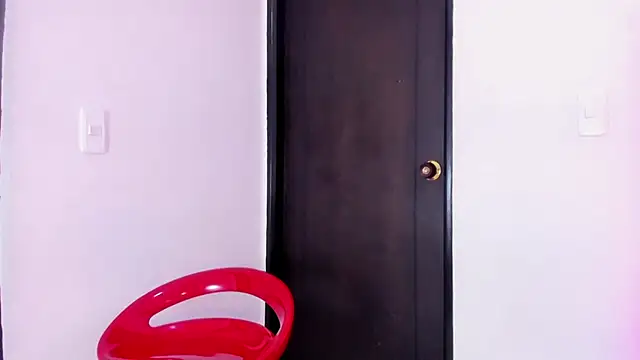 kataleya_saenz1: онлайн-секс-чат