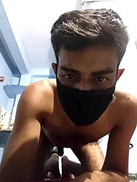 Онлайн чат XXX Sexyboycroy
