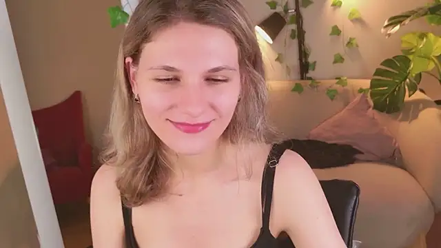 XXX chat uživo modela lychee_chan