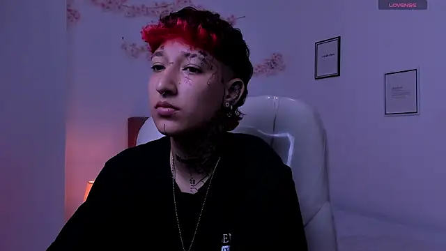 Chat XXX en directo de Luci_Rose