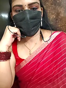 soundharya_tamil's Live XXX Chat