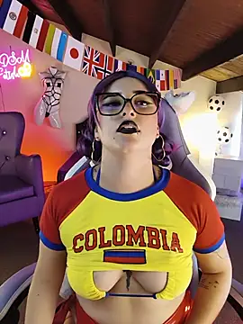 LilithDark666 Adlı Modelin Canlı XXX Sohbeti