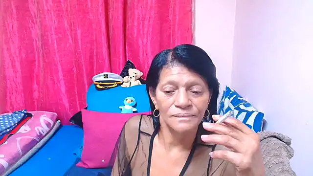 sluttyrox live XXX chat