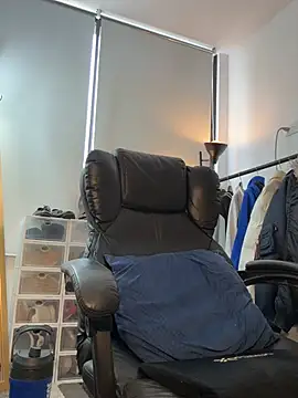 DimitriSullivan_ 即時 XXX 聊天