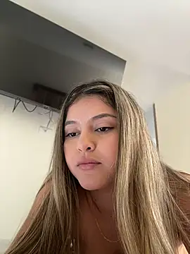 lunablossom_'s Live XXX Chat