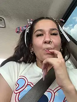 rubbyyy_rain Show in webcam