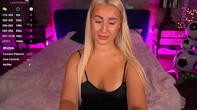 LiaBrazzerr Live XXX-chat