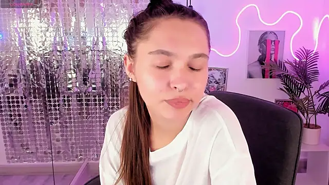 ChloeSunny live XXX chat