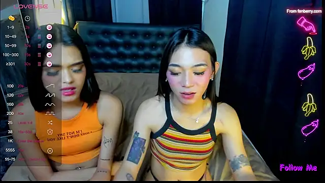 bellamoonlightX élő XXX-chatje