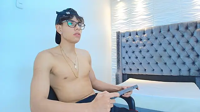 Онлайн чат XXX Lenny_knox2