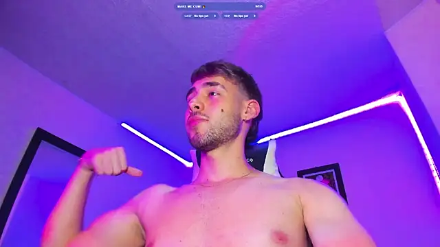 YourGirlfriendsFavorite élő XXX-chatje