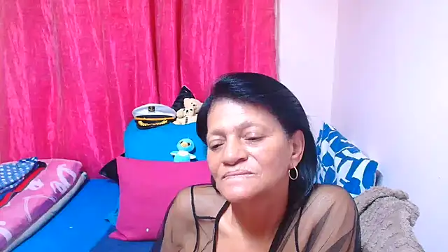 sluttyrox élő XXX-chatje