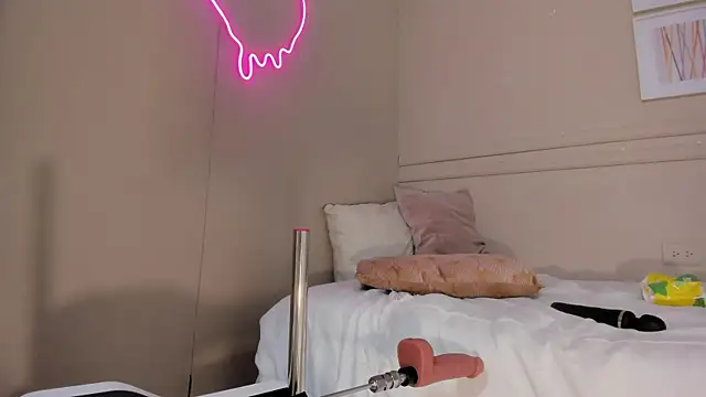 Chat XXX Live _lucia_18