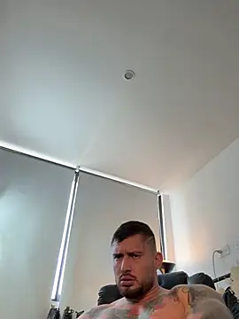 DimitriSullivan_ élő XXX-chatje