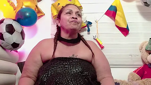 scarlettbooty élő XXX-chatje