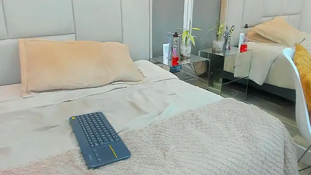 Chatroom XXX en direct de thom_ames