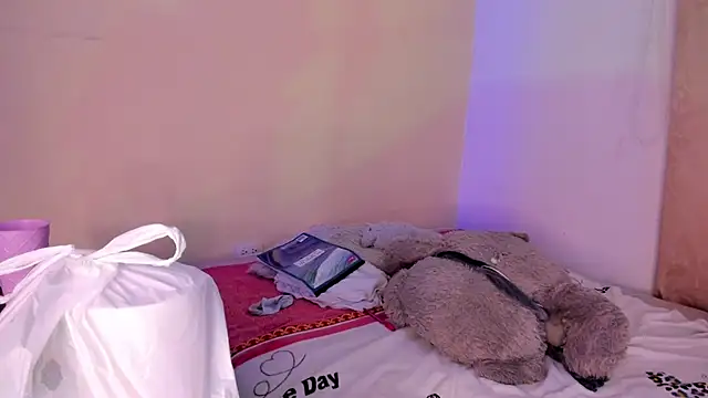 Nadia-Monroe Live XXX-Chat