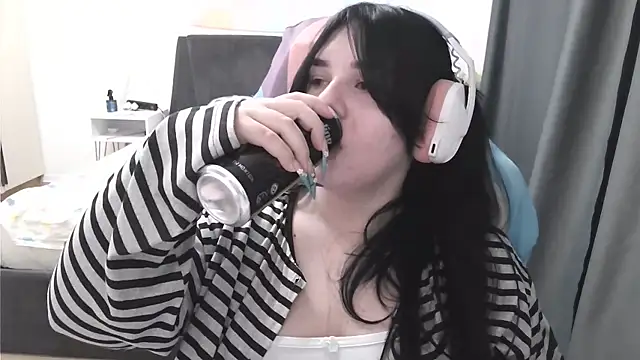 Živý XXX chat LunarMia