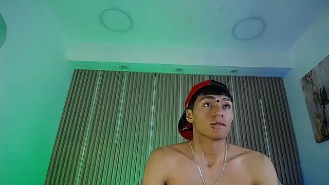 AdrianStark_ live XXX chat