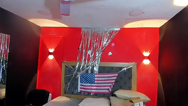 YayaHilton Live XXX-Chat
