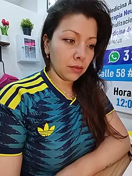 SARA_21-'s Live XXX Chat