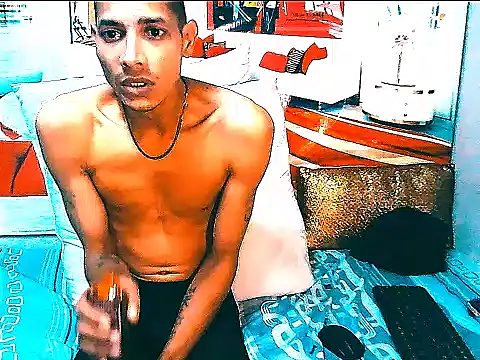 IndianSavageMale 라이브 XXX 채팅