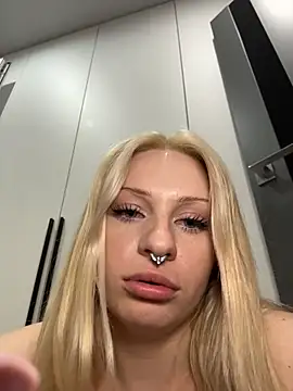 DayaFoxy's Live XXX Chat