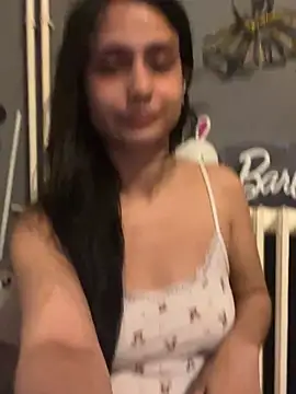 Živý XXX chat LaPetitechienne1