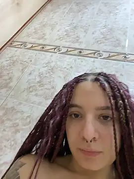 karla-thomsom10's Live XXX Chat