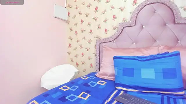 crystal_watson0 Adlı Modelin Canlı XXX Sohbeti