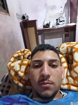 Chat +18 de andre_oliver2 ao vivo