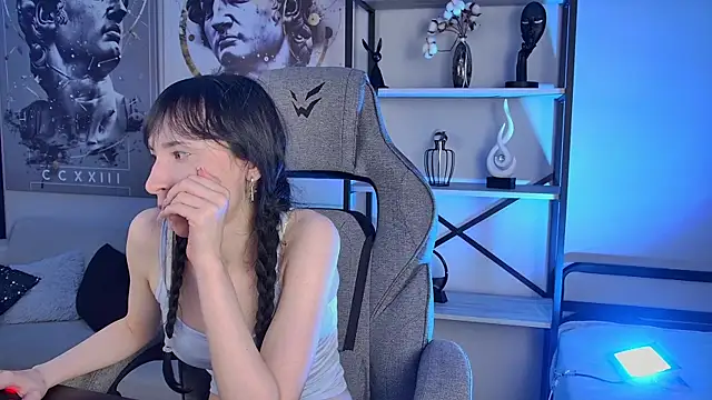 Živý XXX chat SeraphineSparda