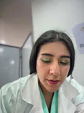CAROLINE__07's Live XXX Chat
