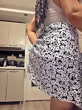 YARRAKDELISI's Live XXX Chat