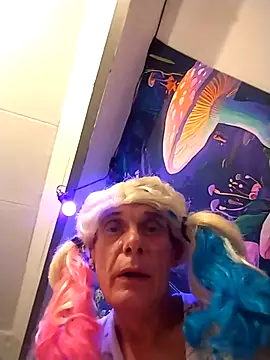 Lollacum3l Show in webcam