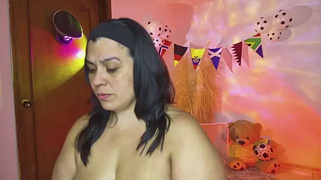 Martina_Foxy01's Live XXX Chat
