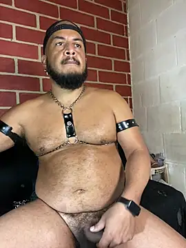 the_master_foal_'s Live XXX Chat