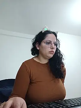 babyluna939 Live XXX-chat