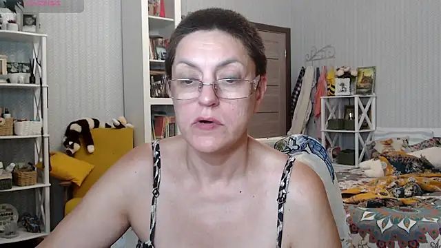 BloomingAllure Live XXX Chat