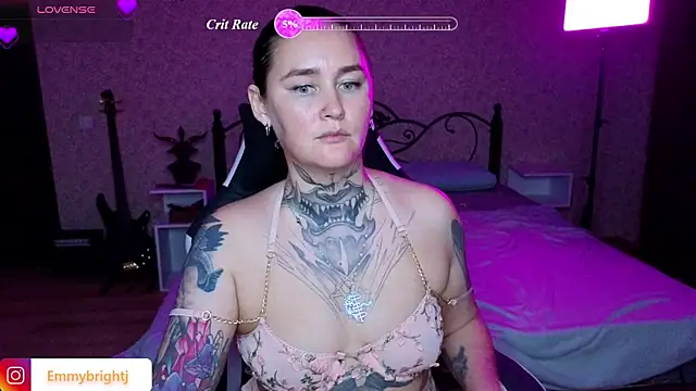 Emmybrightj_: онлайн-секс-чат