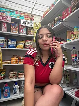 Chatroom XXX en direct de AdaPink_