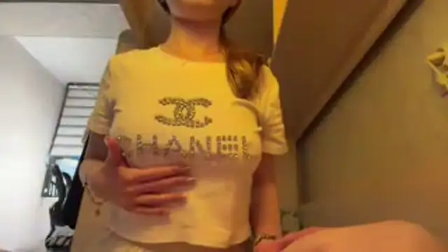 Chat XXX ao vivo de CarolineNine