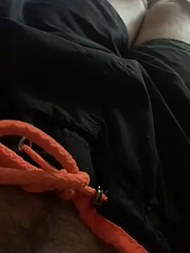 XXX chat uživo modela MuzzyFacing