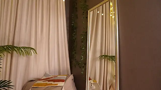 SinfulMoves Chat XXX live