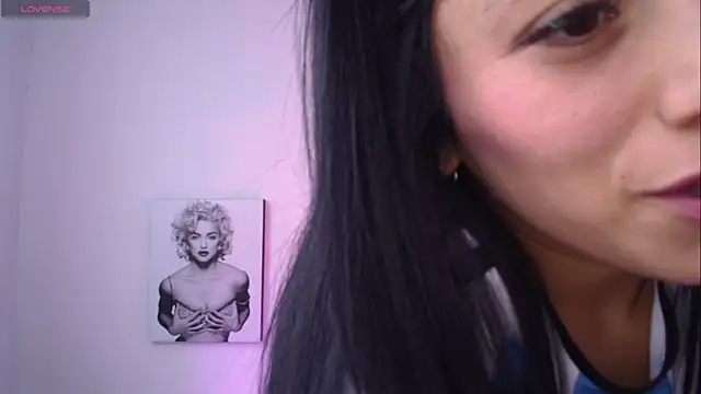 Millie_bobby Live XXX-Chat