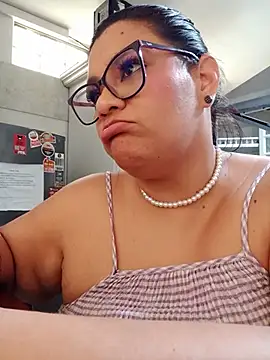 SelennaCooper's Live XXX Chat
