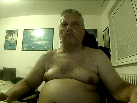 Robert_SK1's Live XXX Chat